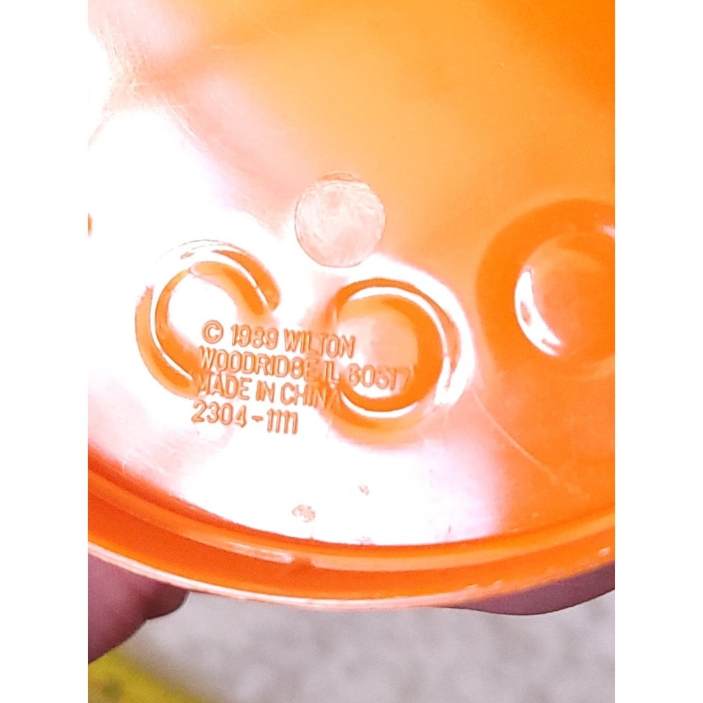 Vrg 1989 Wilton Cookies Canister jar Orange Lid Clear Plastic Jar retro - Picture 3 of 7